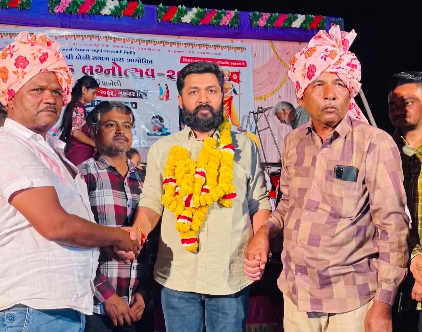 પાનેલી સમૂહલગ્નમાં હાજરી